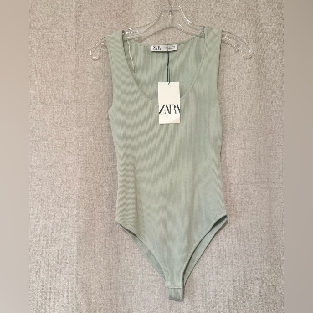 Zara NWT Ribbed Scoop Neck Tank Bodysuit | L